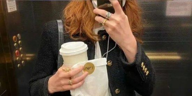 不会穿别怕！加点首饰就行啦